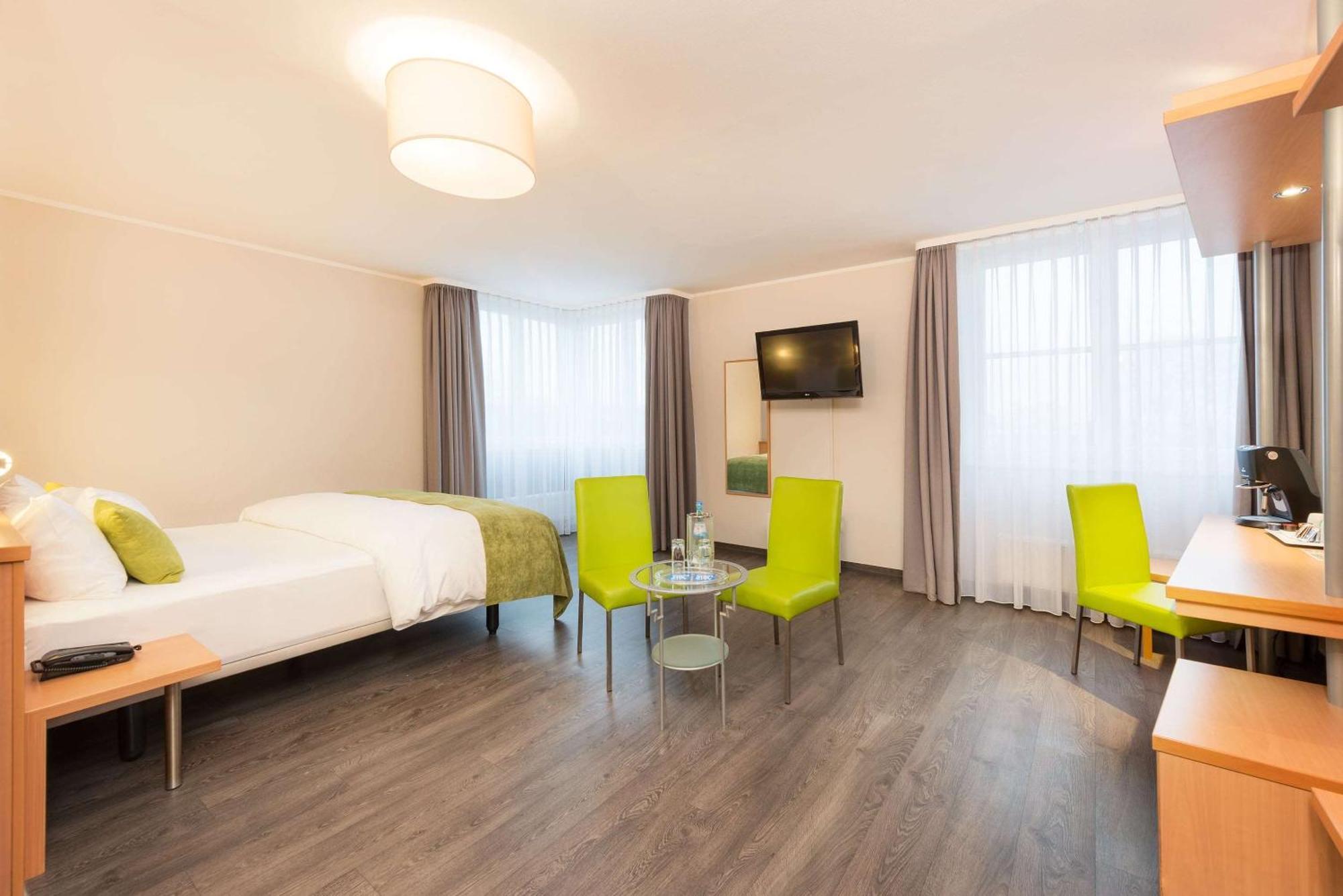 B&B Hotel Krefeld-Sued Exterior photo