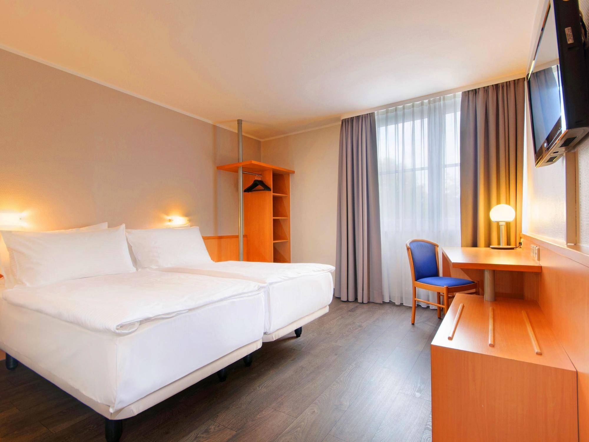 B&B Hotel Krefeld-Sued Exterior photo