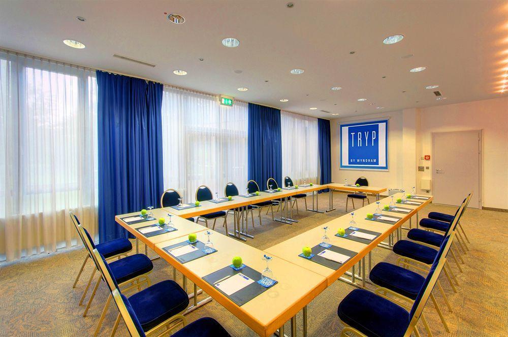 B&B Hotel Krefeld-Sued Exterior photo
